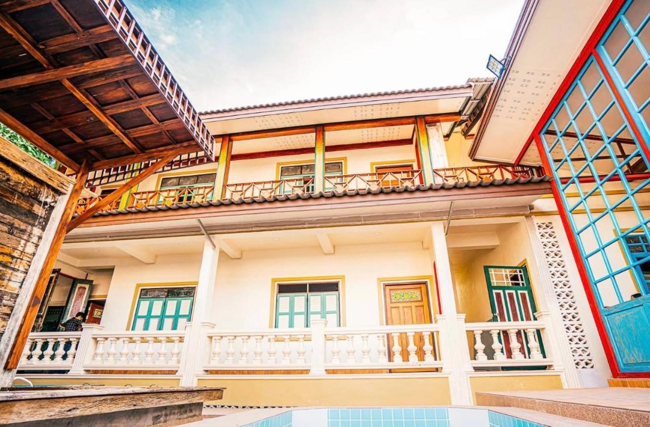 Dream House Lodge Sukhothai Exterior photo